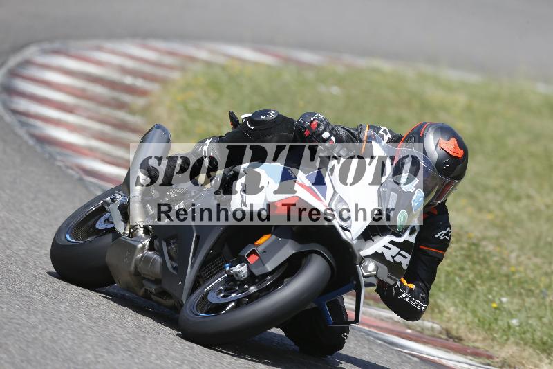 /30 23.06.2025 Get Faster Caremotion ADR/Rider Academy gruen/48